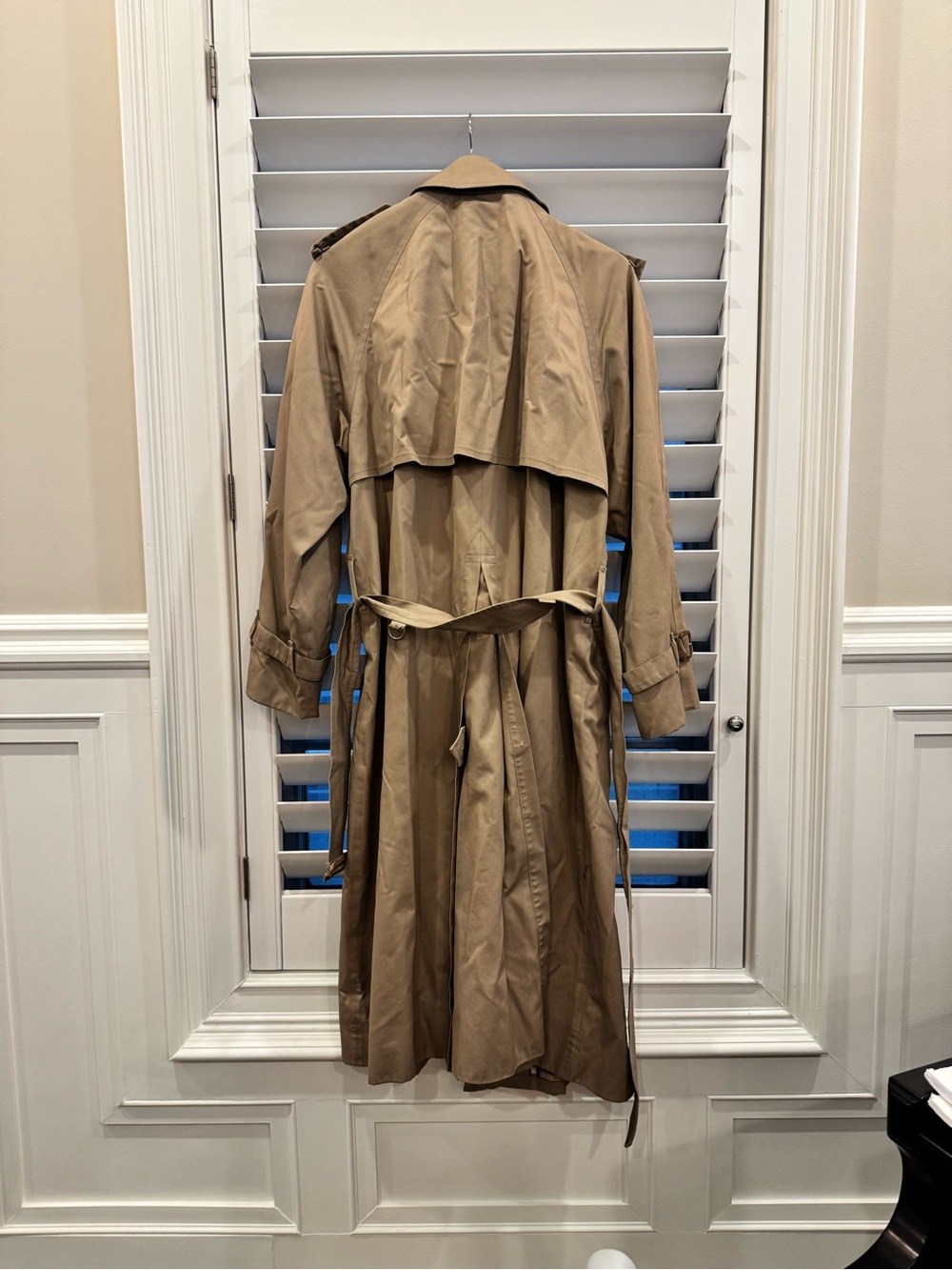 Incredible vintage Burberry Men's Beige Double-Breasted Trench Coat - Picture 10 of 14